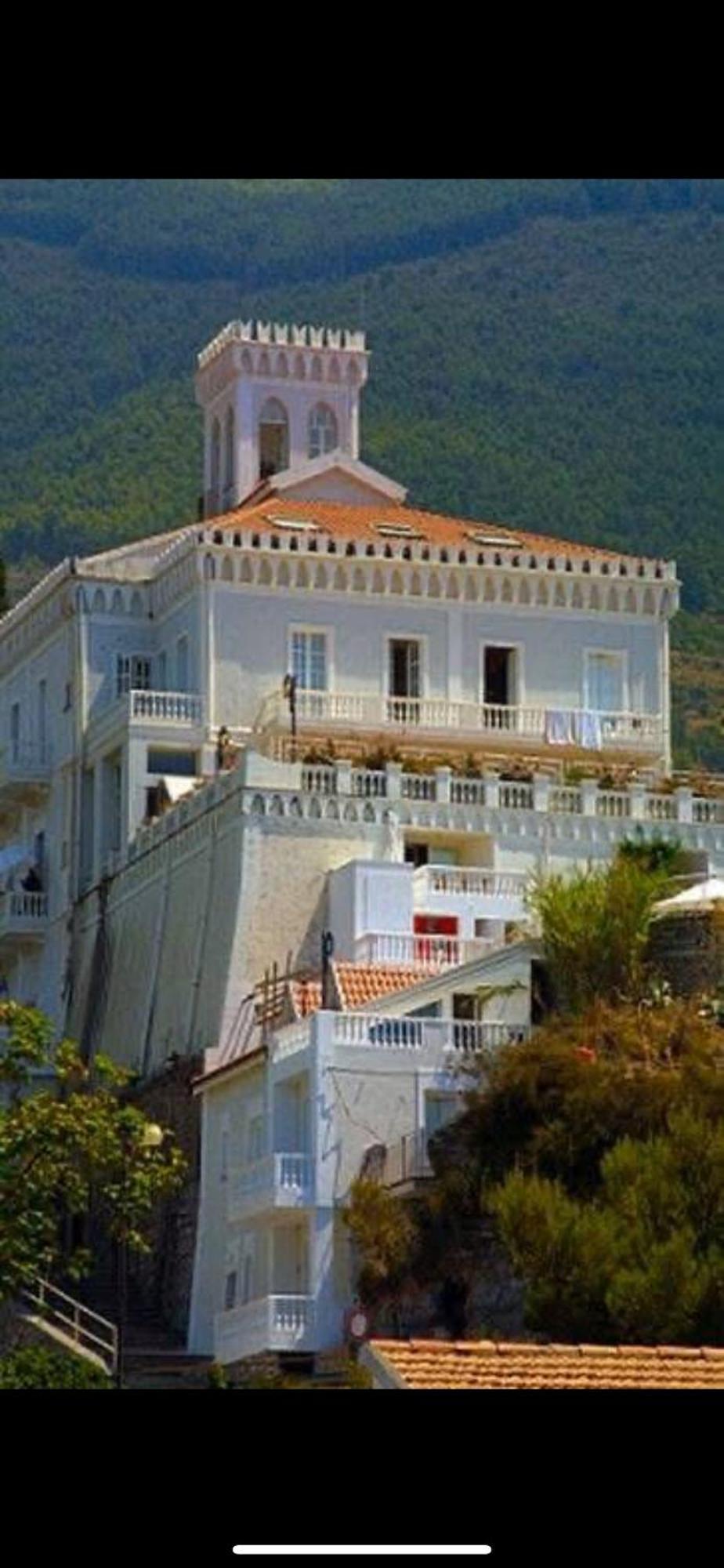 Appartamento Nel Fabbricato Denominato Il Castello Praia a Mare Exteriör bild